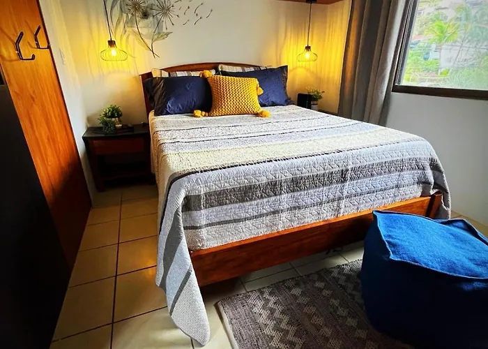 Premium 1bed1bath Mins Walk To Сasa de vacaciones Coco